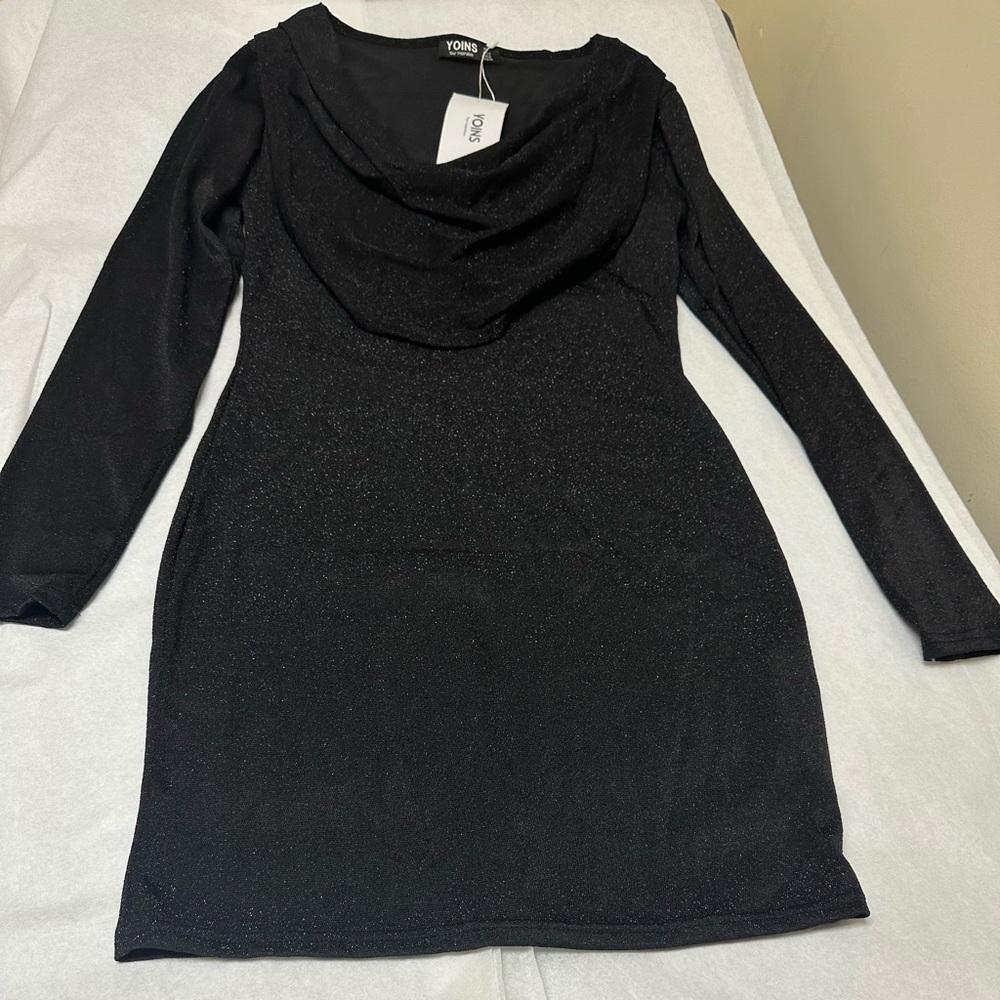 NWT👗Yoins Glittery black Dress 👗